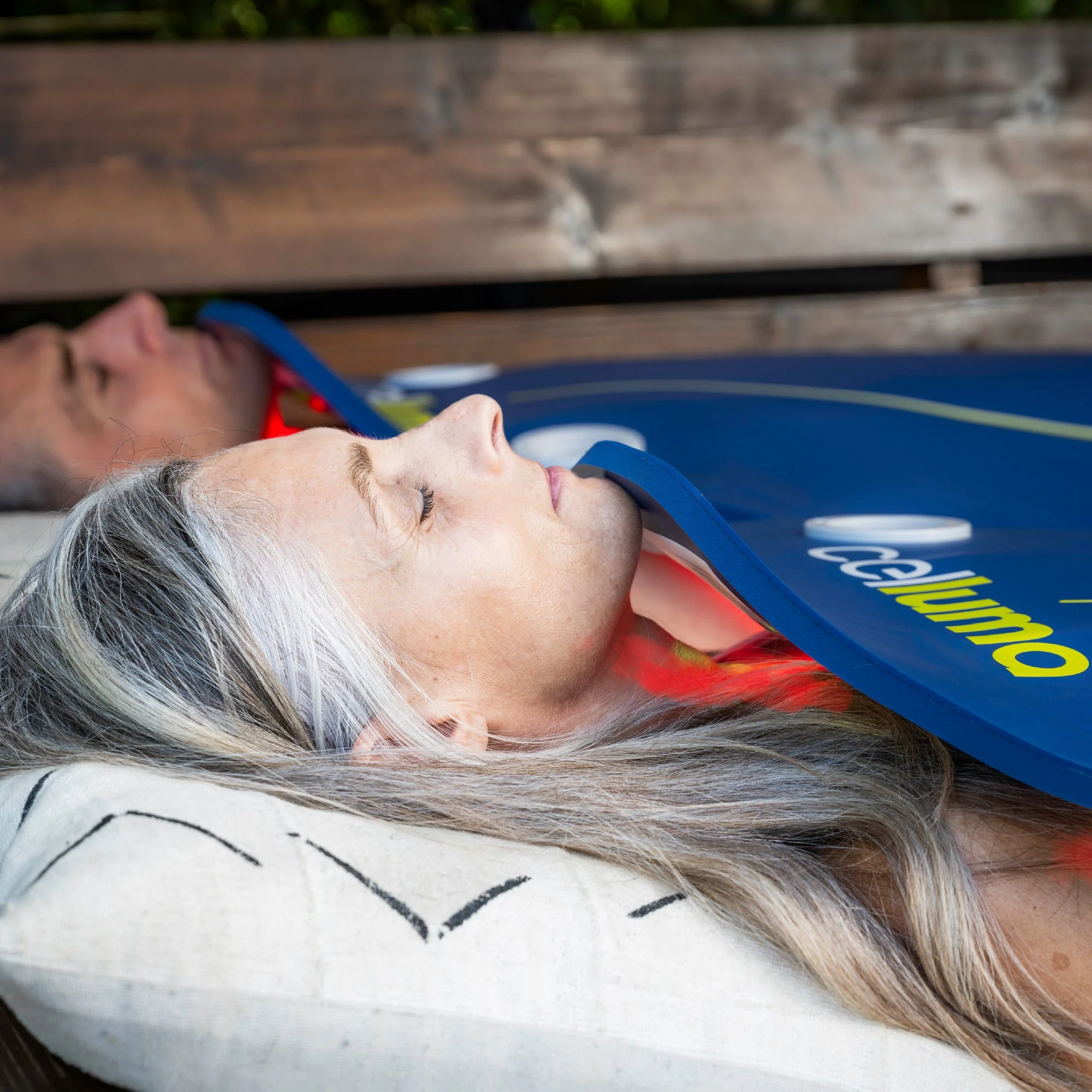 PDP-CarouselImages-Celluma-DELUX-S2-full-body-LED-light-therapy-2000x2000-8